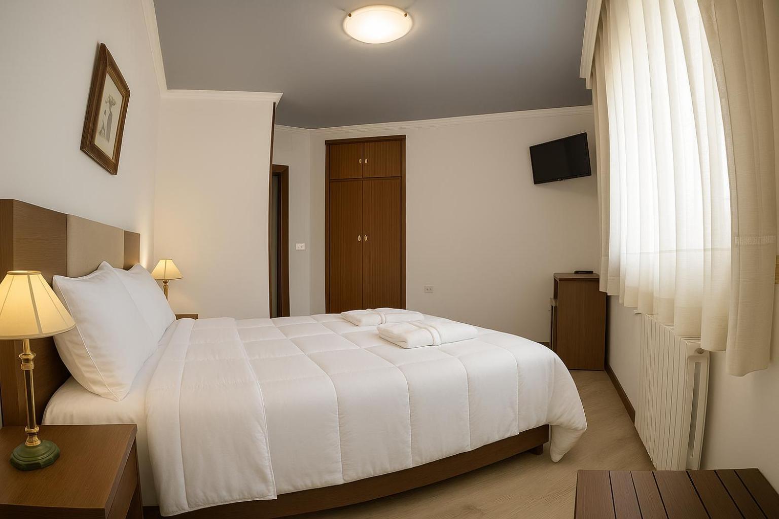Elara Hotell Viveiro Exteriör bild